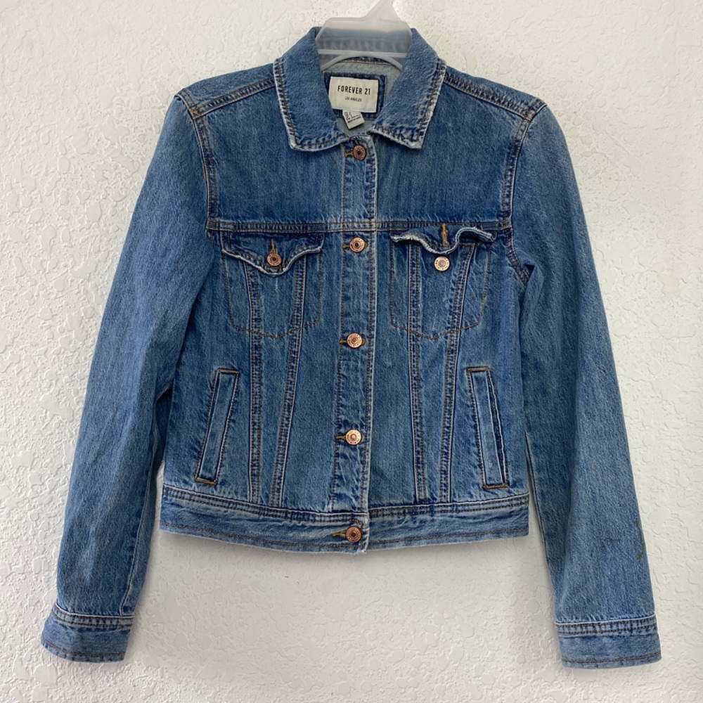 ✅Women Forever 21 Jeans Jacket Size S